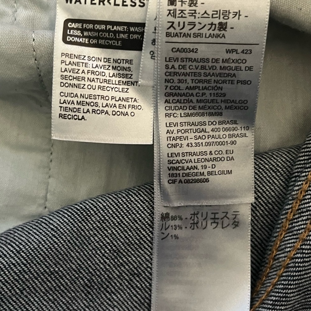 Levi's Ribcage Straight Ankle Distressed Jeans - Picture 12 of 15